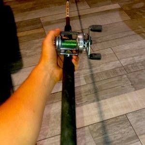 Catfish baitcaster comb very smooth reel fights very big fish